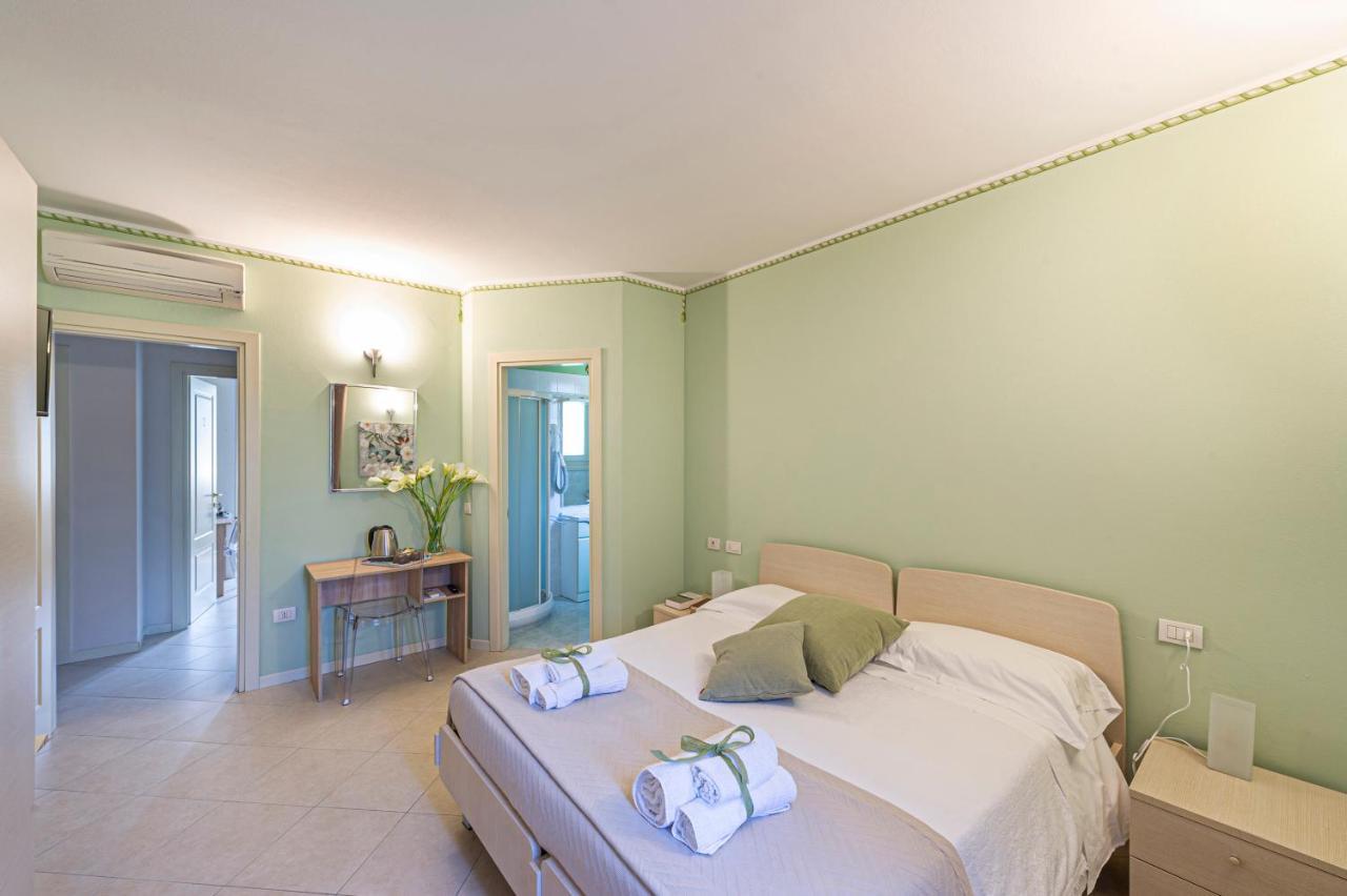 Moniga del Garda B&B Casa Paola المظهر الخارجي الصورة